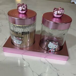 The Crème Shop x Hello Kitty Chic Reusable Glass Jar Set Pink